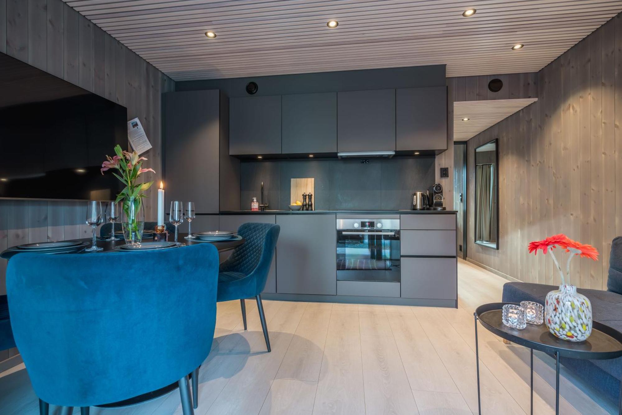 New And Modern Apartment In Henningsvær Extérieur photo